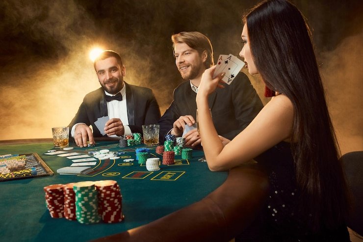 games 12 Slot Categories Aur Live Tables